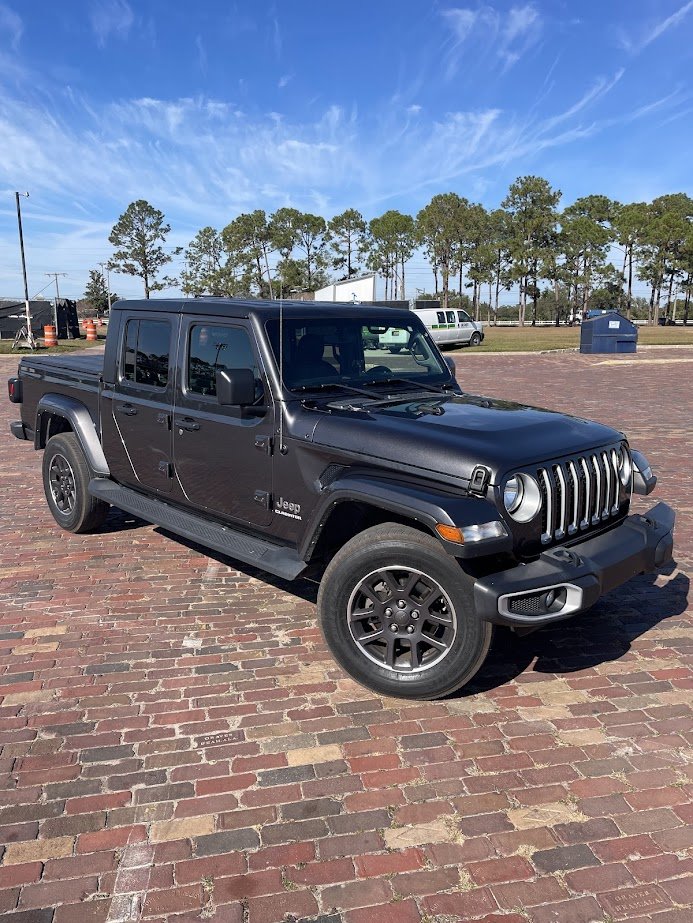 Jeep Gladiator's photo