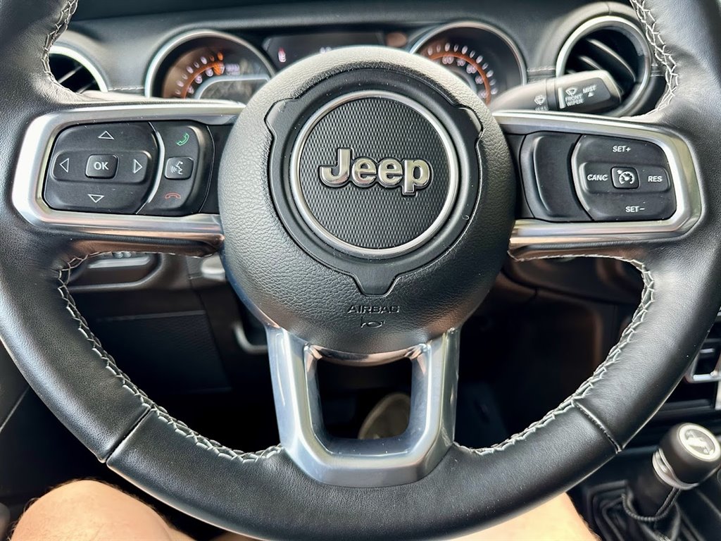 2021 Jeep Gladiator Overland photo 28