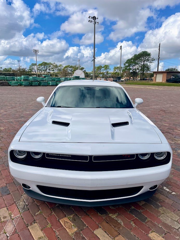 2018 Dodge Challenger R/T photo 2