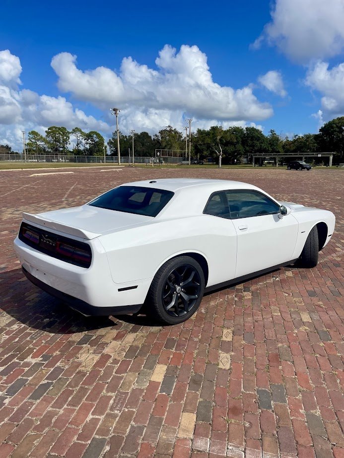 2018 Dodge Challenger R/T photo 6