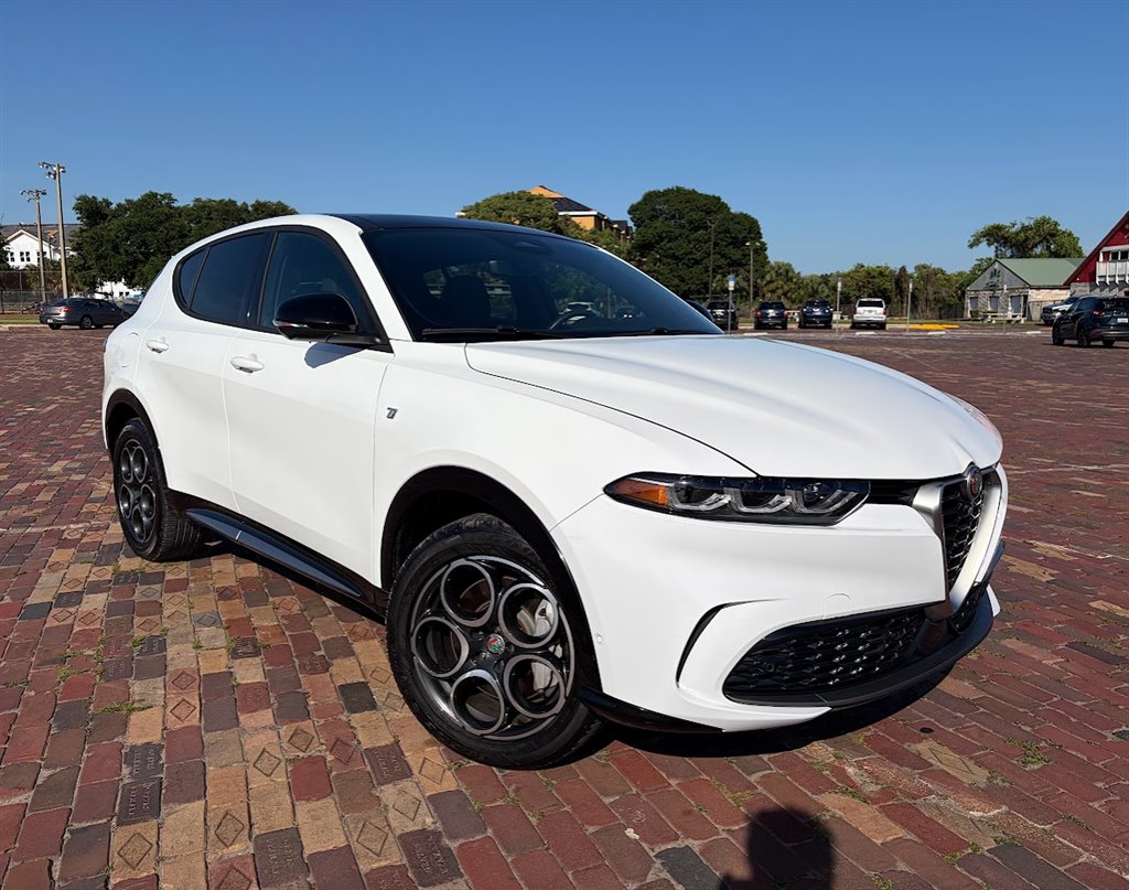 2024 Alfa Romeo Tonale TI's photo