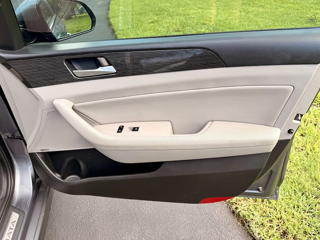 2018 Hyundai Sonata Limited - Photo 9