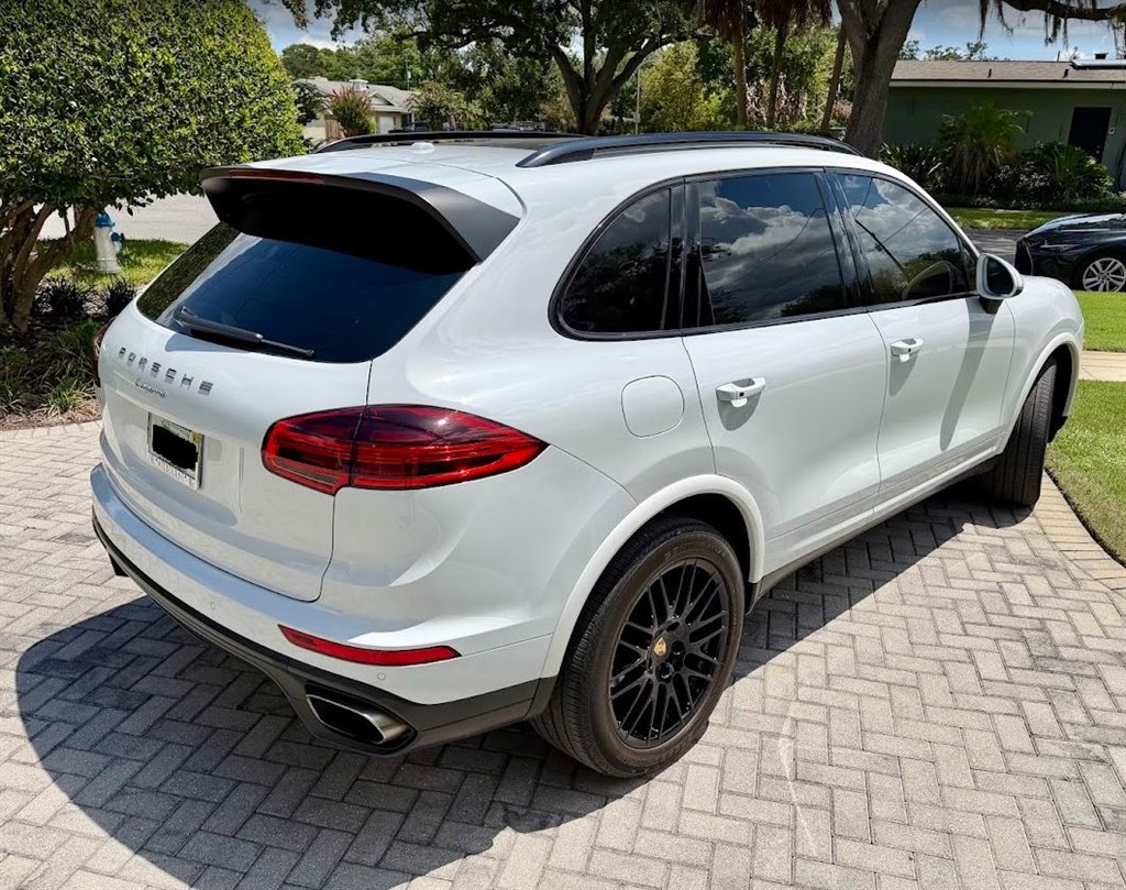 2017 Porsche Cayenne Platinum Edition - Photo 6
