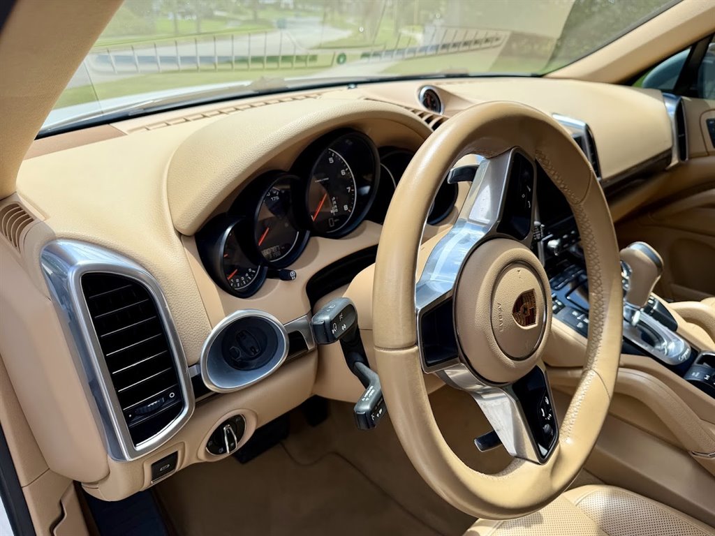 2017 Porsche Cayenne Platinum Edition - Photo 34