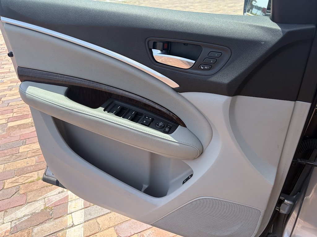 2017 Acura MDX Base - Photo 24