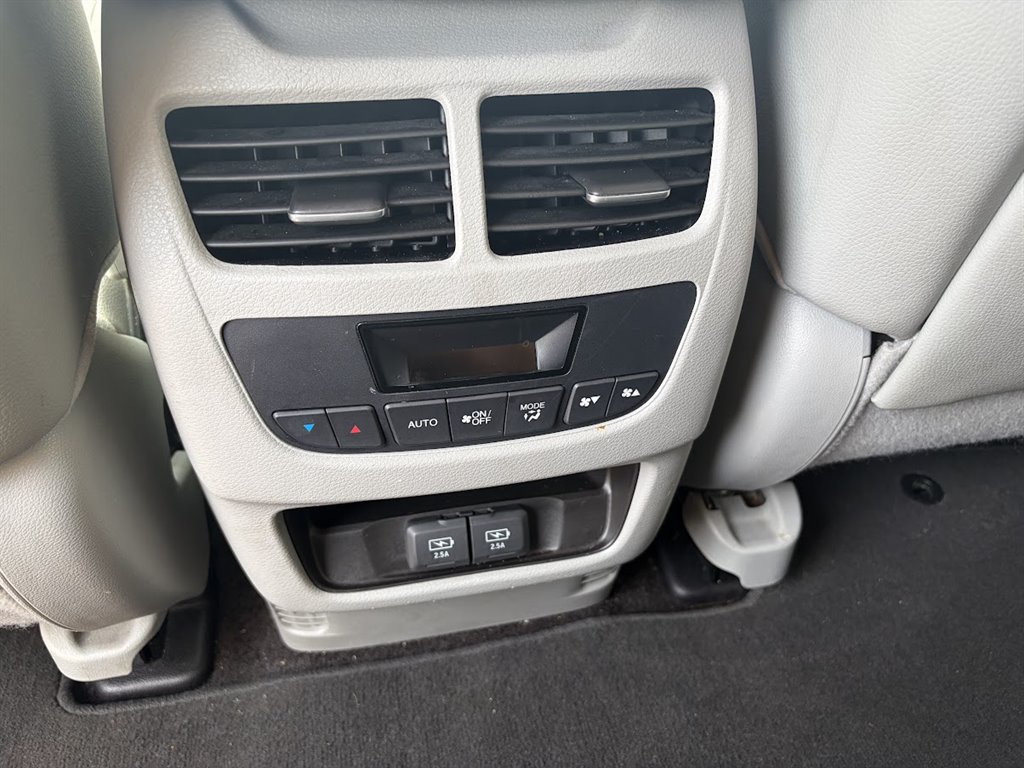 2017 Acura MDX Base - Photo 16