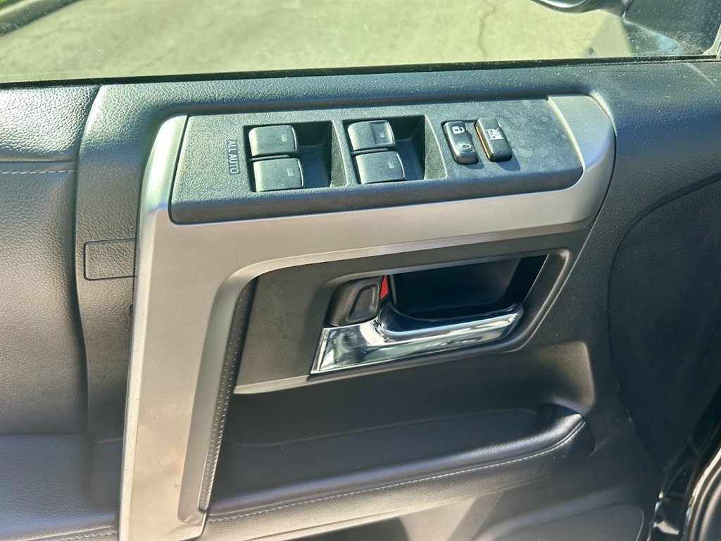 2017 Toyota 4Runner SR5 - Photo 12