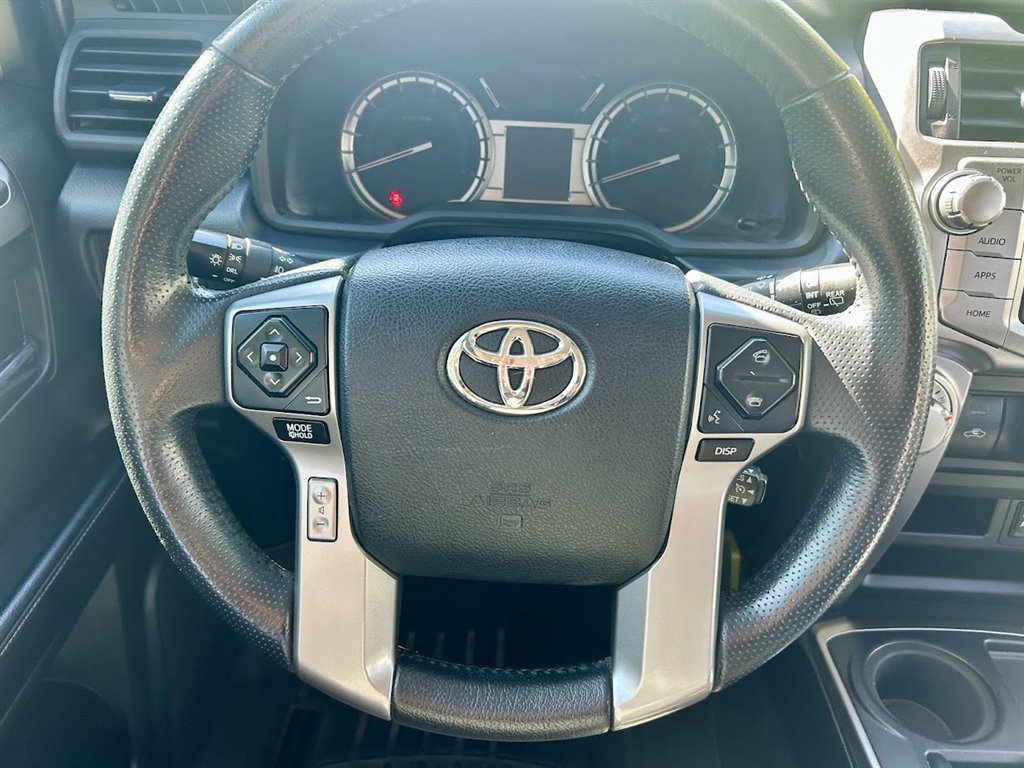 2017 Toyota 4Runner SR5 - Photo 10