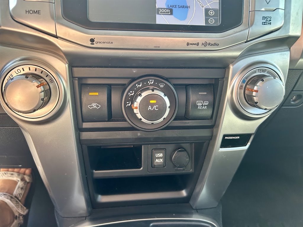 2017 Toyota 4Runner SR5 - Photo 17