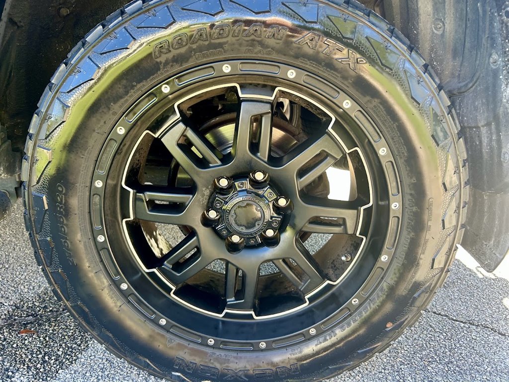 2017 Toyota 4Runner SR5 - Photo 27